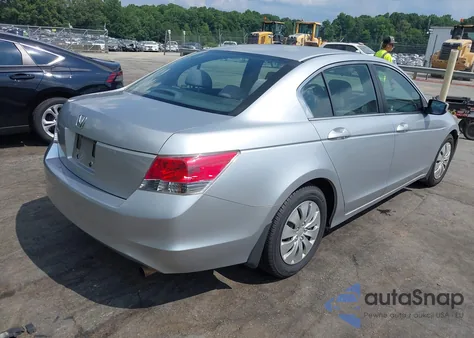 2009 Honda Accord 2.4 Lx из США, поврежденный, VIN 1HGCP263X9A074122